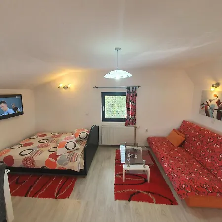 Milena Apartment *