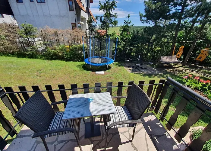 Milena - Dvoriste & Parking Apartman Zlatibor