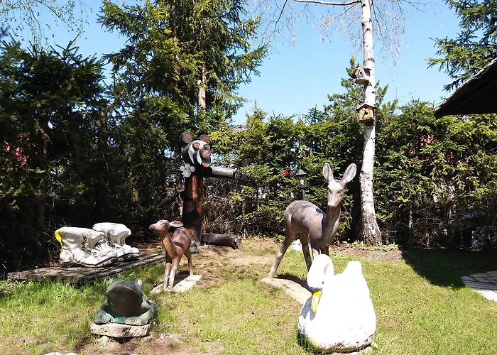 Milena - Dvoriste & Parking